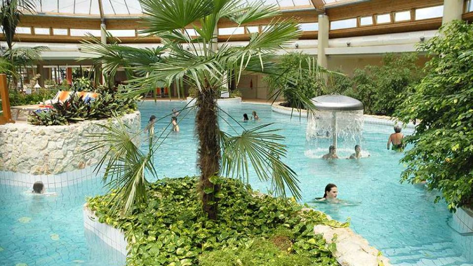 St.Gotthard Spa & Wellness ( 300 m )